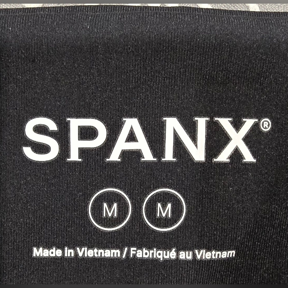 SOLD!!!!!  SPANX Black High Waisted Leggings Size Medium - Picture 7 of 8